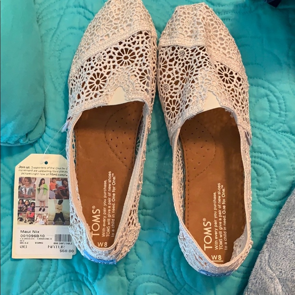 Toms
